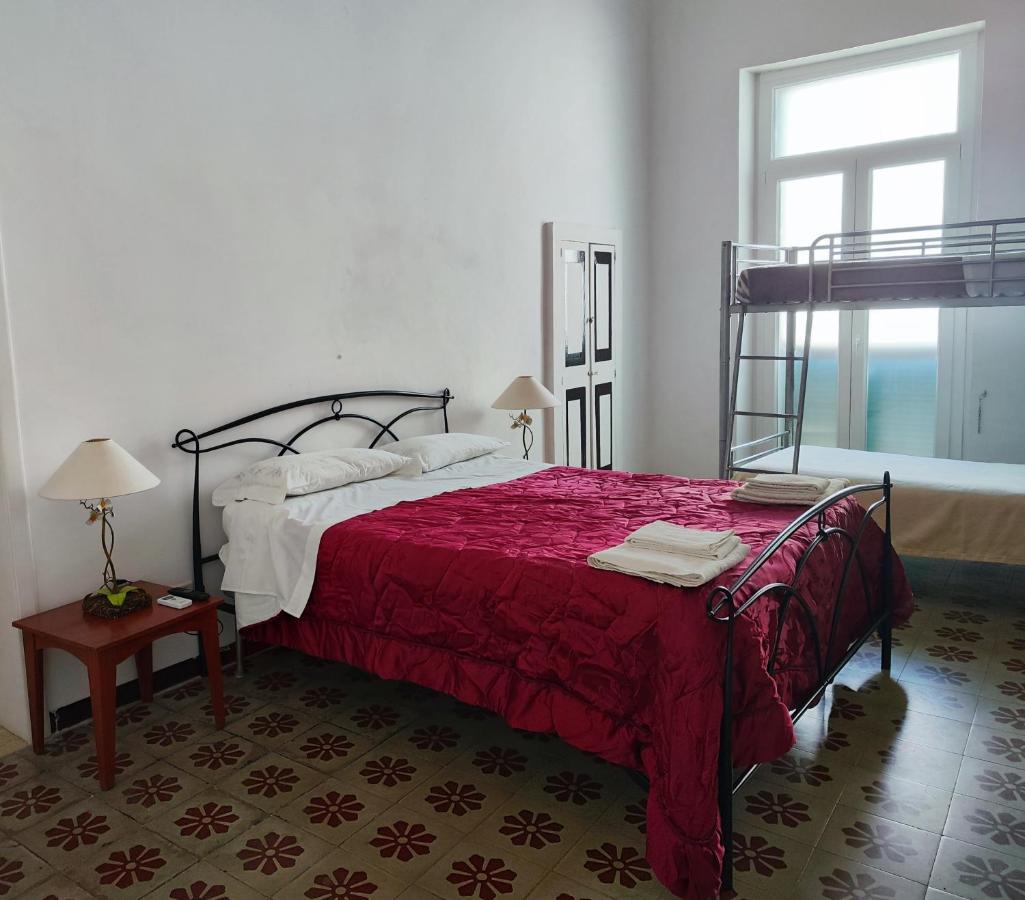 Appartamento Palazzo Antonelli Монополи Екстериор снимка