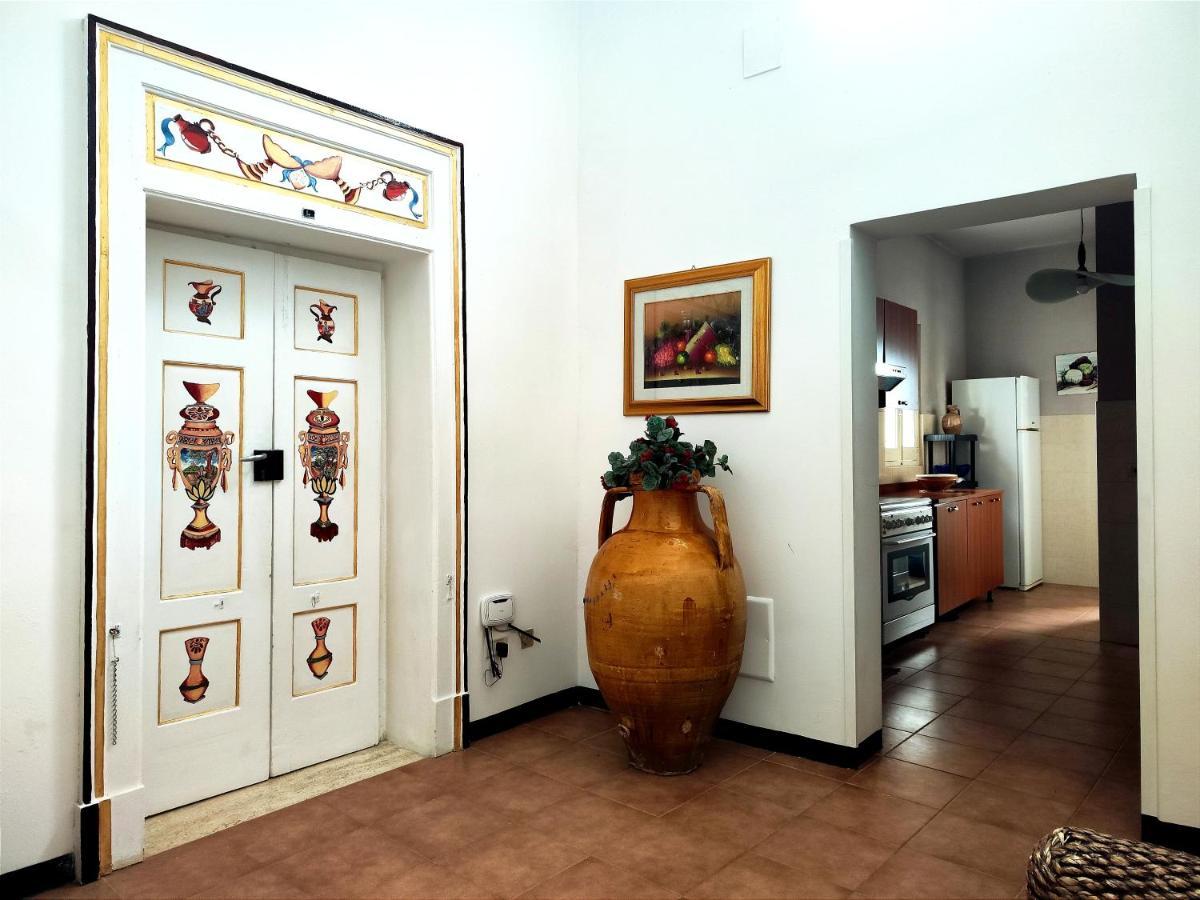 Appartamento Palazzo Antonelli Монополи Екстериор снимка